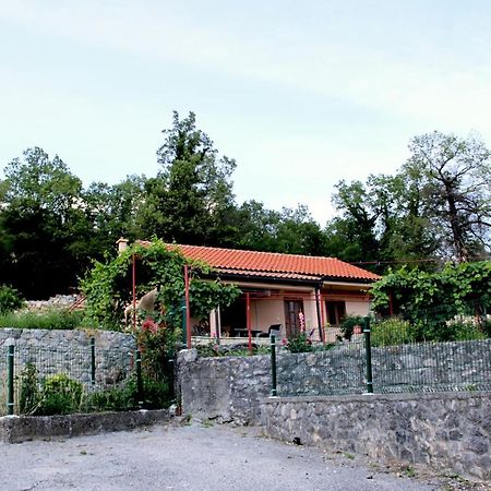 Holiday Home Gazevic Вирпазар Екстериор снимка