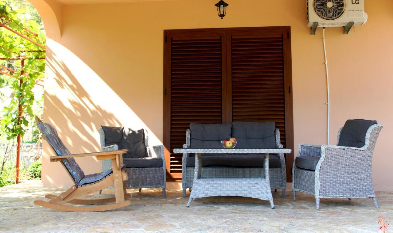 Holiday Home Gazevic Вирпазар Екстериор снимка