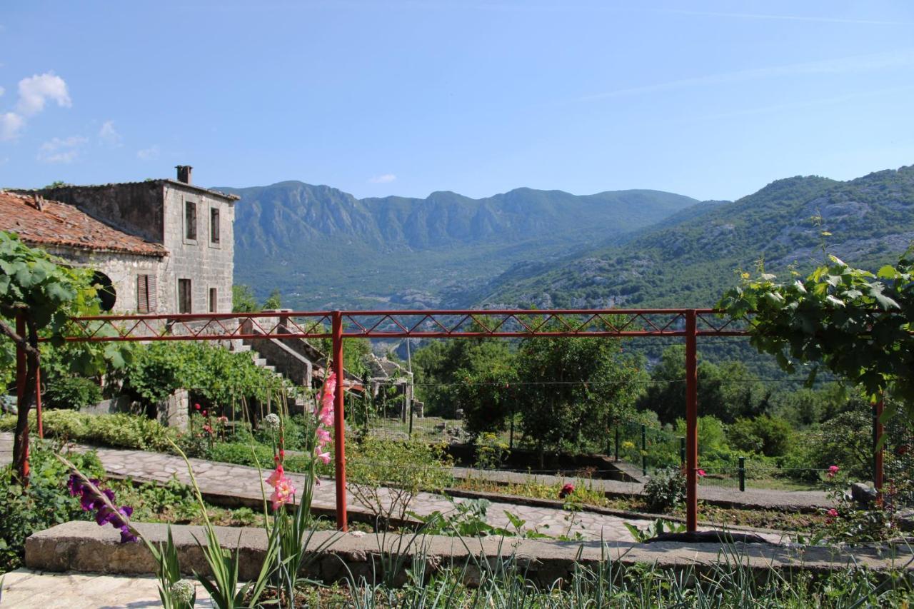 Holiday Home Gazevic Вирпазар Екстериор снимка